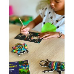 Scratch Art 3D - Totally Creepy Crawly